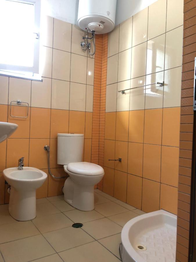 Lungomare Apartment Vlore Ngoại thất bức ảnh