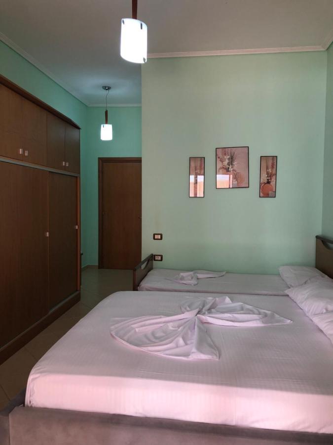 Lungomare Apartment Vlore Ngoại thất bức ảnh